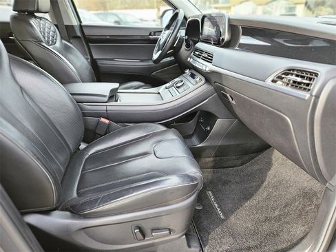 Used 2021 Hyundai Palisade Limited image 9