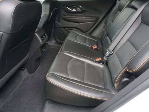 Used 2024 GMC Terrain AT4 image 35