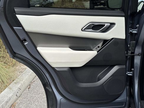 Used 2023 Land Rover Range Rover Velar S image 13