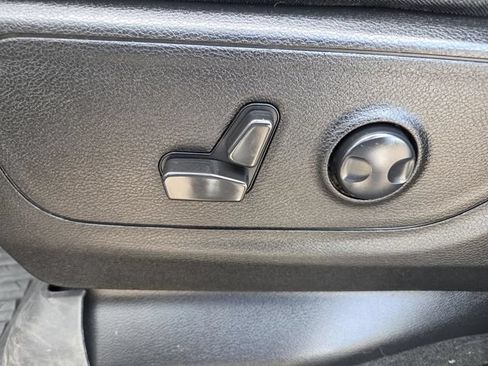 Used 2022 RAM 1500 Lone Star AWD/4WD image 25