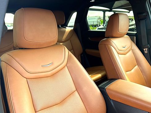 Used 2022 Cadillac XT5 Premium Luxury image 25