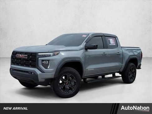 Used 2025 GMC Canyon Elevation w/ Convenience Package image 1