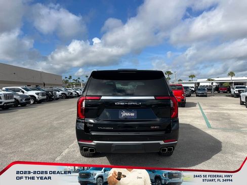 Used 2025 GMC Yukon Denali image 6
