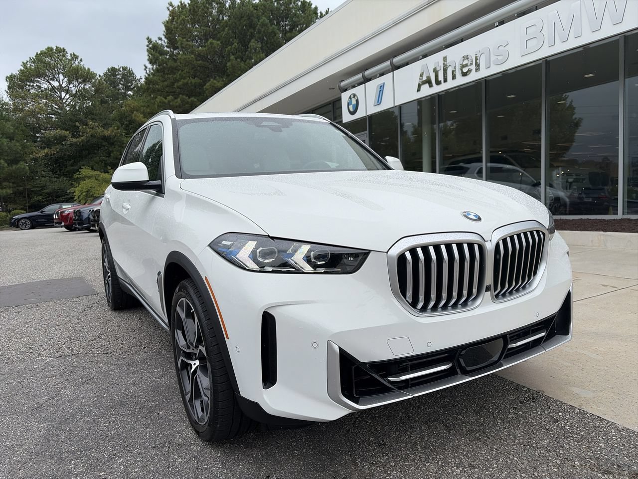 Used 2026 BMW X5 xDrive40i w/ Climate Comfort Package AWD/4WD image 1