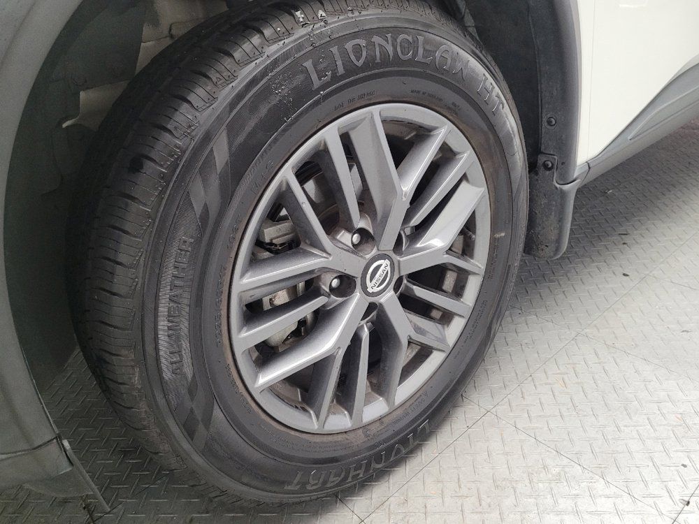 Used 2021 Nissan Rogue S FWD image 31