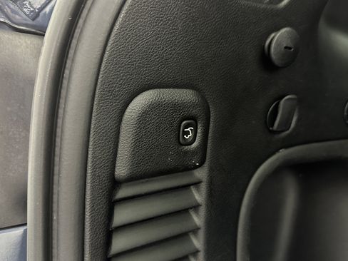 Used 2021 Jeep Grand Cherokee Limited w/ Luxury Group II image 31