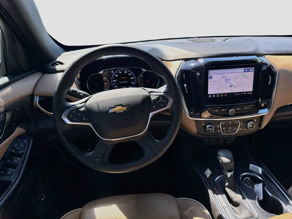Used 2023 Chevrolet Traverse Premier FWD image 24