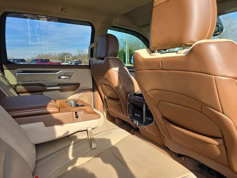 Used 2020 RAM 1500 Laramie image 15
