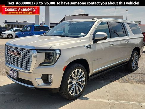 Used 2021 GMC Yukon XL Denali w/ Denali Premium Package AWD/4WD image 1