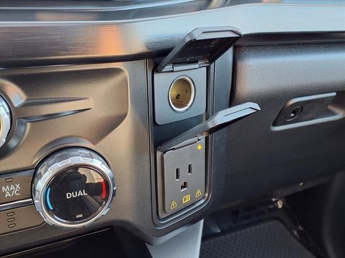 Used 2026 Ford F450 Lariat image 13