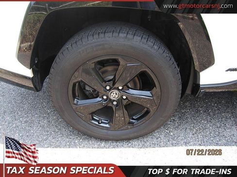 Used 2021 Toyota RAV4 XSE AWD/4WD image 12