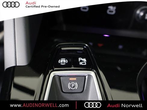 Certified 2025 Audi Q5 Premium Plus w/ Premium Plus AWD/4WD image 5