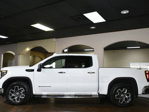 Used 2023 GMC Sierra 1500 SLT w/ SLT Premium Plus Package AWD/4WD image 51