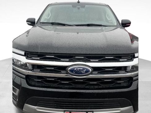 Used 2024 Ford Expedition Max Limited AWD/4WD image 5