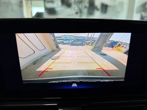 Used 2024 Chevrolet TrailBlazer LT w/ Driver Confidence Package image 17