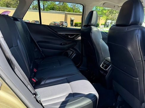 Used 2020 Subaru Outback Limited AWD/4WD image 17