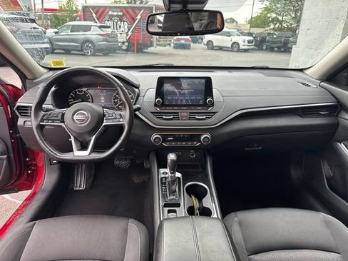 Used 2020 Nissan Altima 2.5 SV AWD/4WD image 19