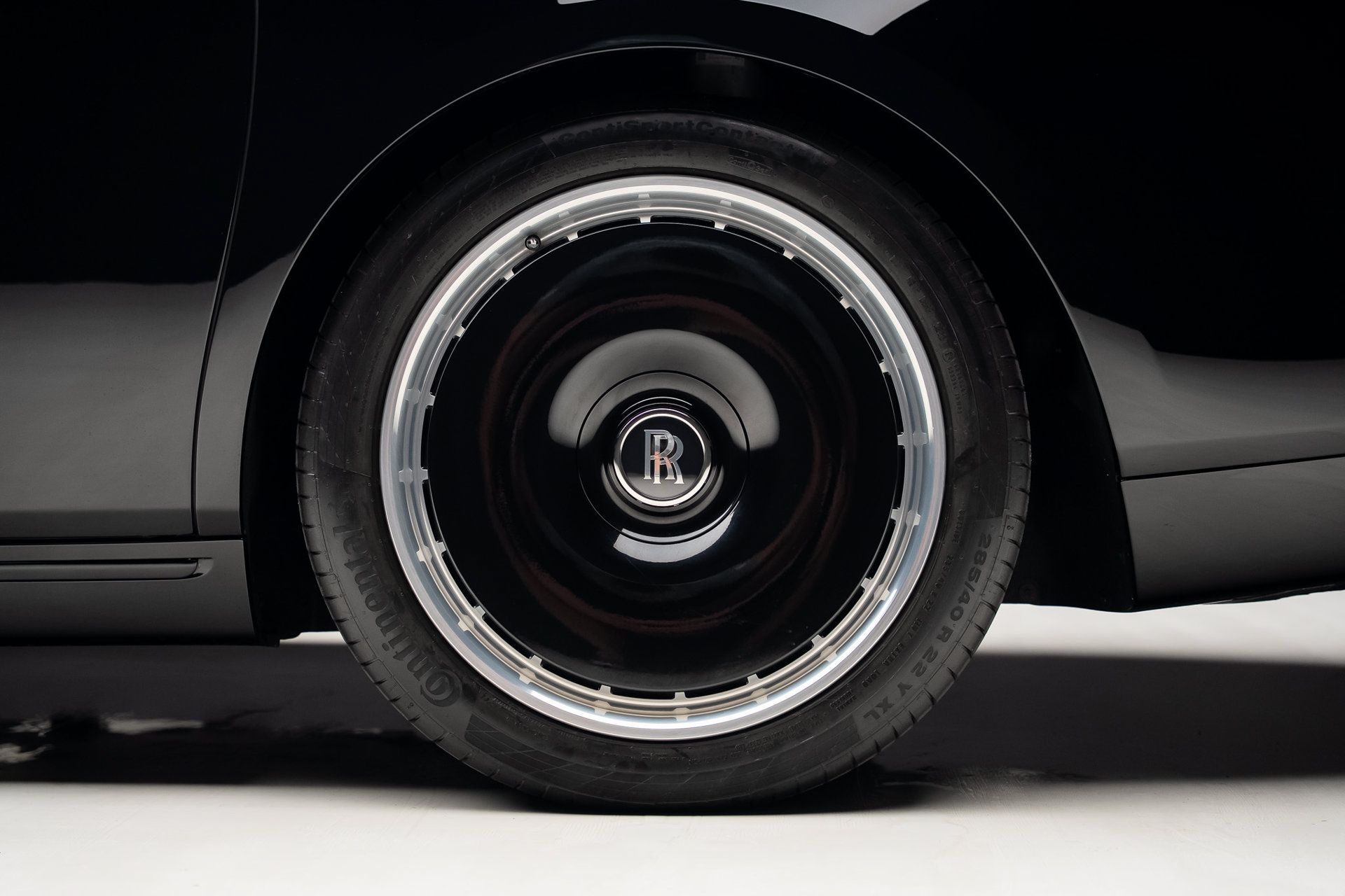 Used 2024 Rolls-Royce Phantom Extended Wheelbase RWD image 22