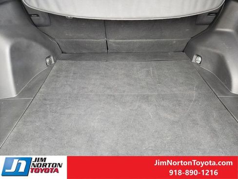 Used 2024 Toyota RAV4 XLE image 31