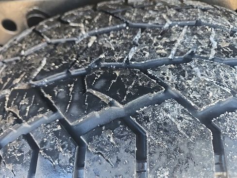 Used 2018 Nissan Frontier PRO-4X image 30