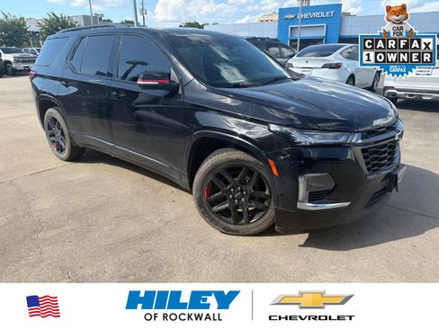 Used 2023 Chevrolet Traverse Premier w/ Redline Edition FWD image 1