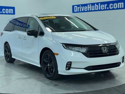 Used 2023 Honda Odyssey Sport image 2