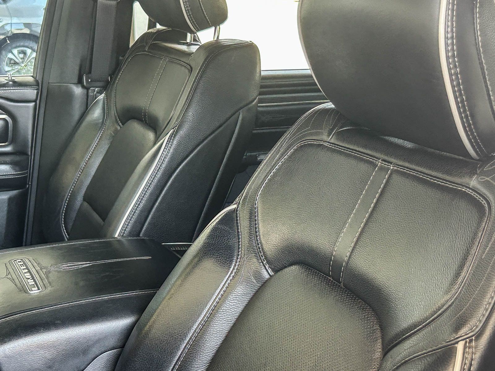 Used 2019 RAM 1500 Limited AWD/4WD image 23