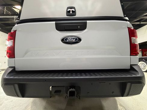 Used 2025 Ford Maverick XLT w/ Equipment Group 301A image 13