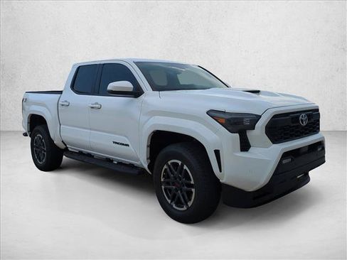 Used 2024 Toyota Tacoma TRD Sport w/ TRD Sport Upgrade Package RWD image 3
