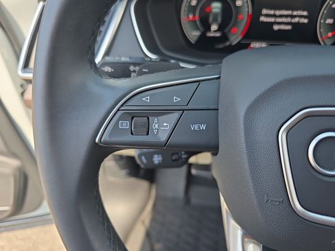 Used 2023 Audi Q5 2.0T Prestige w/ Prestige Package AWD/4WD image 17