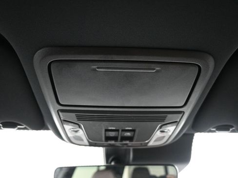 Certified 2025 Honda Ridgeline RTL image 17