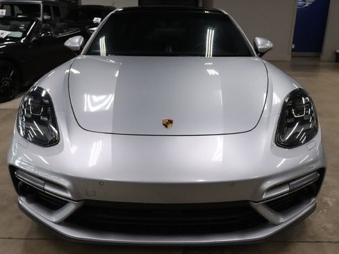 Used 2017 Porsche Panamera Turbo image 8