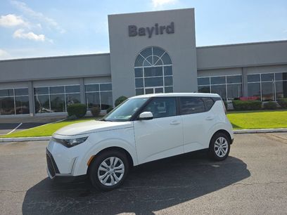 Used 2023 Kia Soul LX