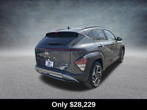 Used 2026 Hyundai Kona SEL Premium FWD image 4