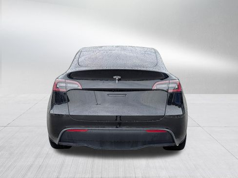 Used 2023 Tesla Model Y Long Range AWD/4WD image 6