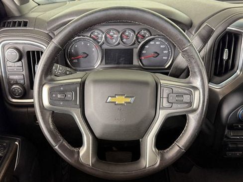 Used 2022 Chevrolet Silverado 2500 LT w/ Fleet Comfort Package AWD/4WD image 9
