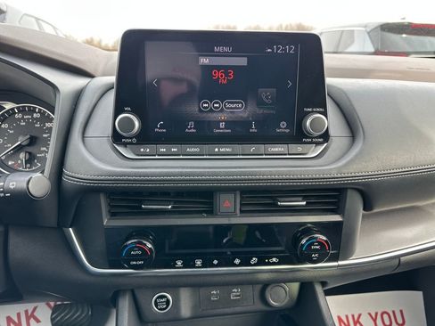 Used 2023 Nissan Rogue SV image 23