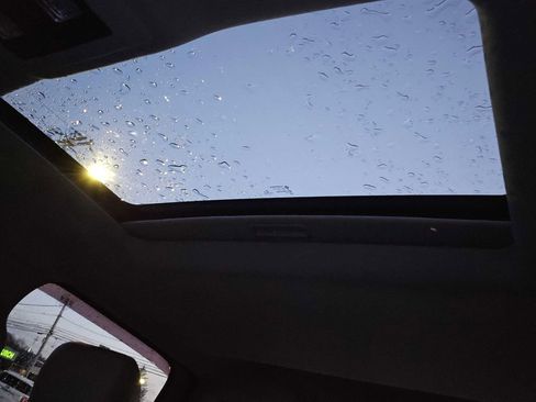 Used 2018 RAM 3500 Laramie image 37