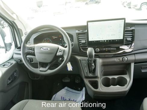 Used 2023 Ford Transit 350 XLT image 7