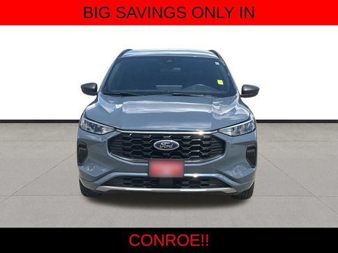Used 2023 Ford Escape ST-Line w/ Tech Pack #1 FWD image 2