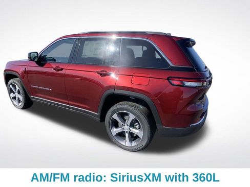 New 2025 Jeep Grand Cherokee Limited 4xe AWD/4WD image 4