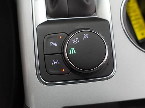 Used 2026 Chevrolet Blazer LT w/ Convenience Package FWD image 18