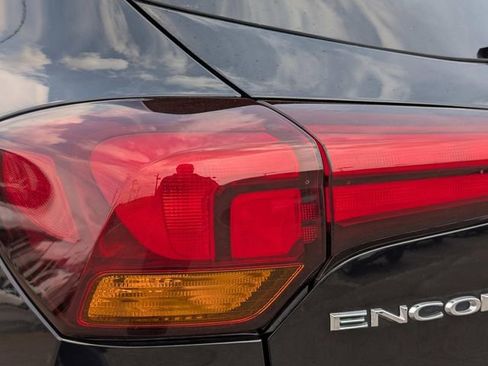 Used 2021 Buick Encore GX Select image 8