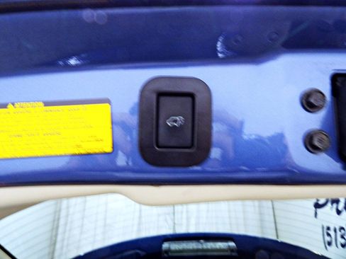 Used 2011 Toyota Venza w/ Leather Pkg FWD image 14