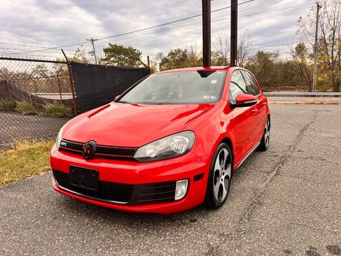 Used 2012 Volkswagen GTI Base PZEV 4dr Hatchback 6M w/ image 3