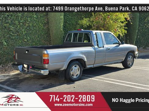 Used 1995 Toyota Pickup DX RWD image 7