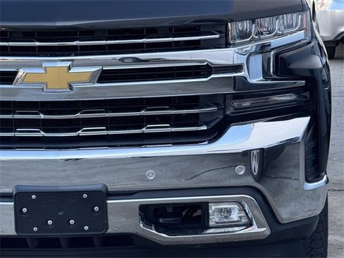 Used 2019 Chevrolet Silverado 1500 LTZ w/ LTZ Texas Edition image 9