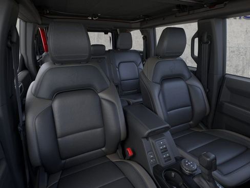 New 2026 Ford Bronco Outer Banks image 10