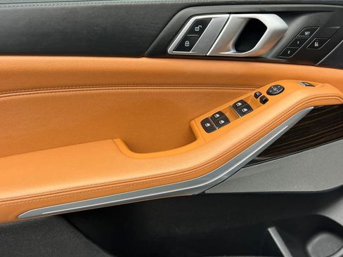 Used 2019 BMW X5 xDrive40i w/ Premium Package image 12