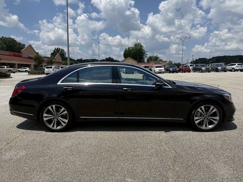 Used 2018 Mercedes-Benz S 560 Sedan image 5